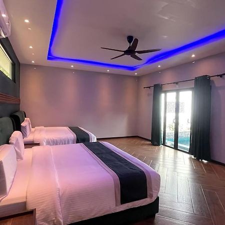 Charis Janda Baik Semi D Villa 6: 3 Bedroom + Pool Bentong Luaran gambar